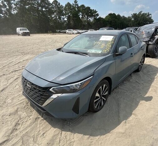 
								Salvaged Cars 2024 Nissan Sentra full									