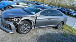 
										Salvaged Cars 2018 Hyundai Sonata full									