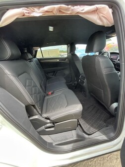 Salvaged Cars 2025 Volkswagen Atlas Cross Sport