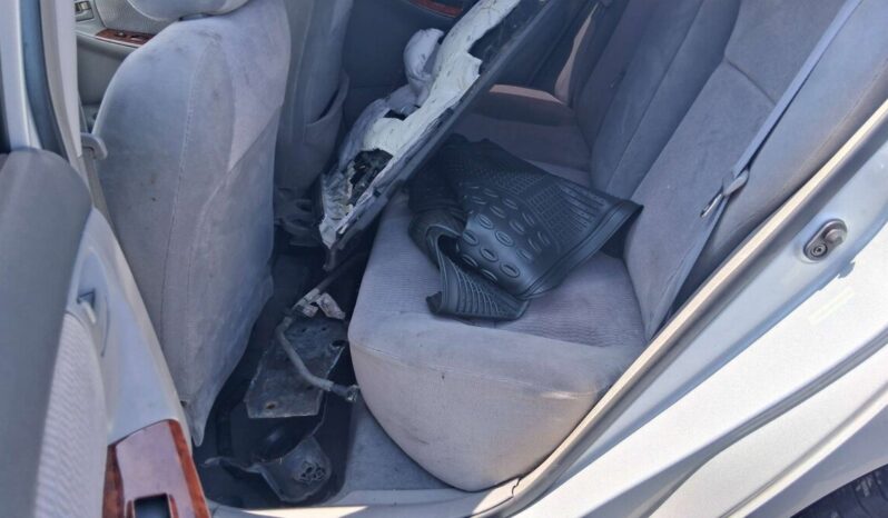 
								Salvaged Cars 2005 Toyota Corolla full									