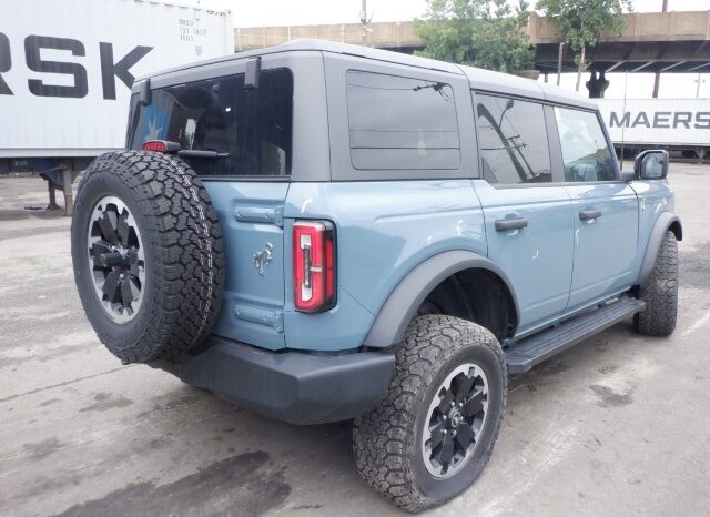 
								Salvaged Cars 2022 Ford Bronco full									