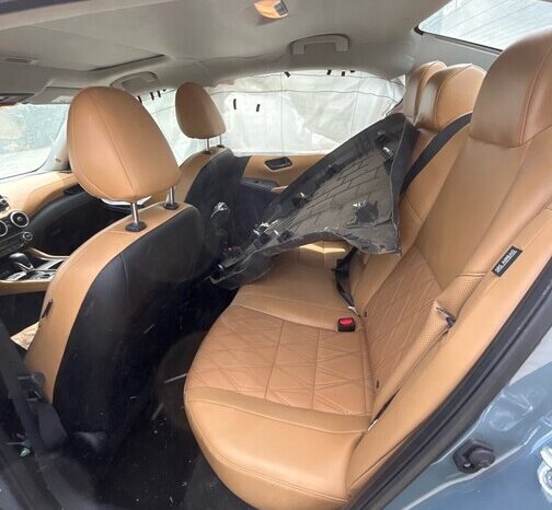 
								Salvaged Cars 2024 Nissan Sentra full									
