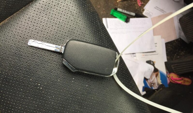 
								Salvaged Cars 2021 Kia Sportage full									