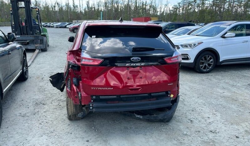 
								Salvaged Cars 2023 Ford Edge full									