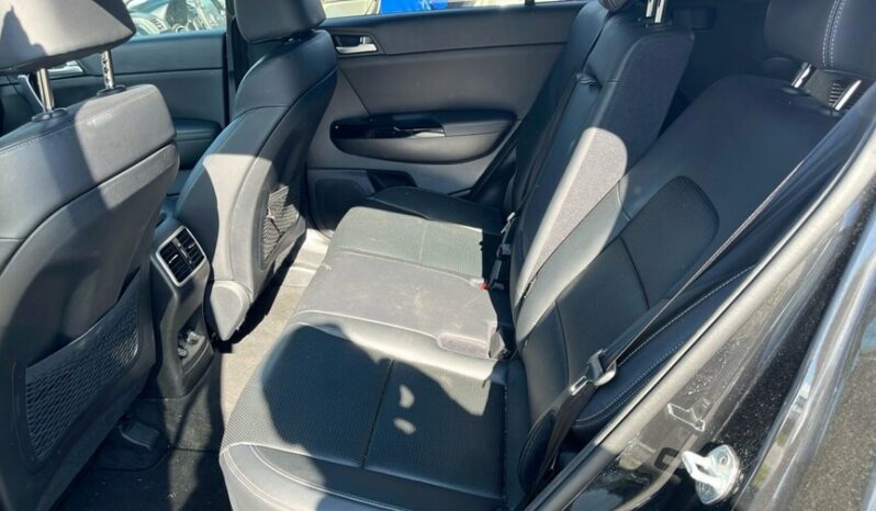 
								Salvaged Cars 2022 Kia Sportage full									