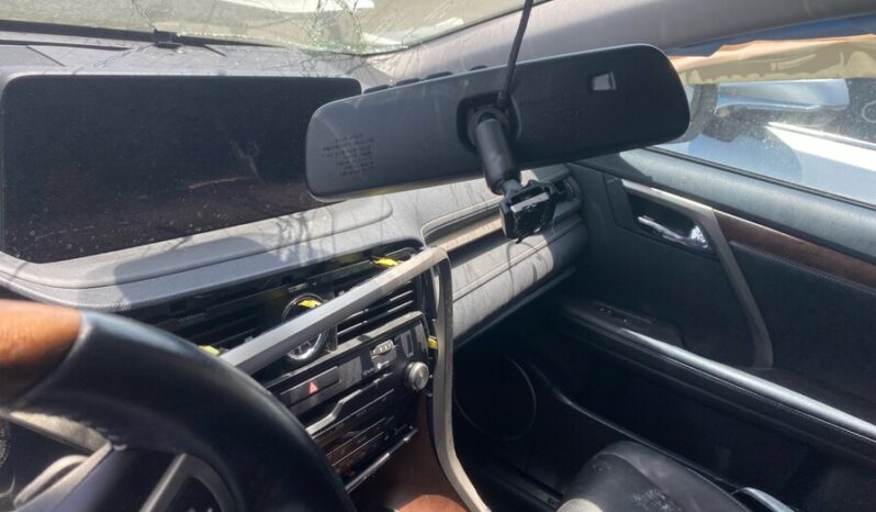 
								Salvaged Cars 2022 Lexus RX full									