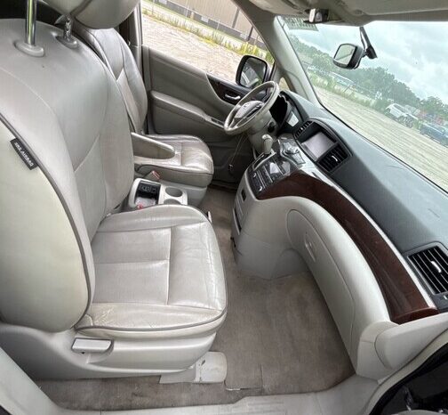 
								Salvaged Cars 2012 Nissan Quest full									