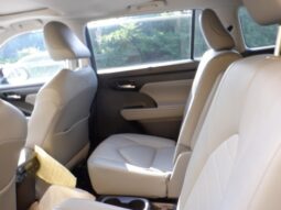Salvaged Cars 2020 Toyota Highlander