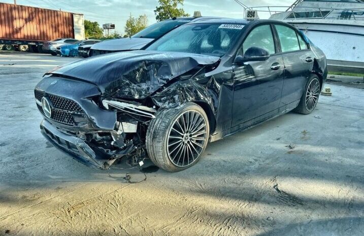 
								Salvaged Cars 2024 Mercedes-Benz C-Class full									