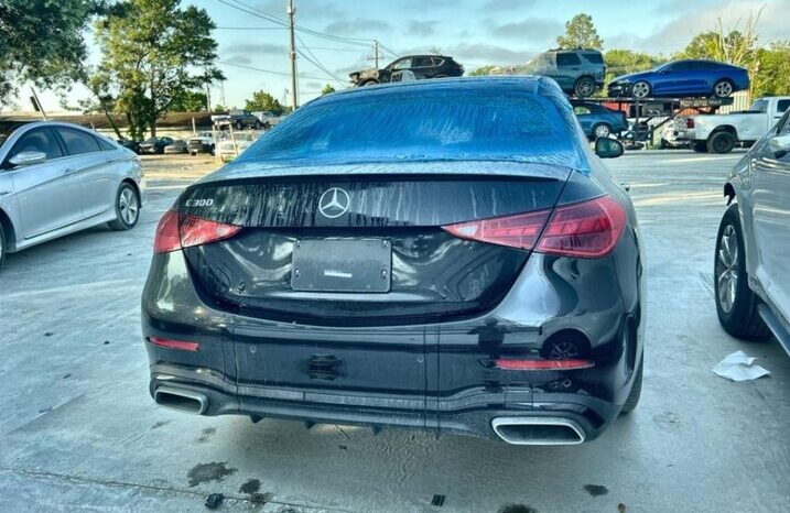 
								Salvaged Cars 2024 Mercedes-Benz C-Class full									