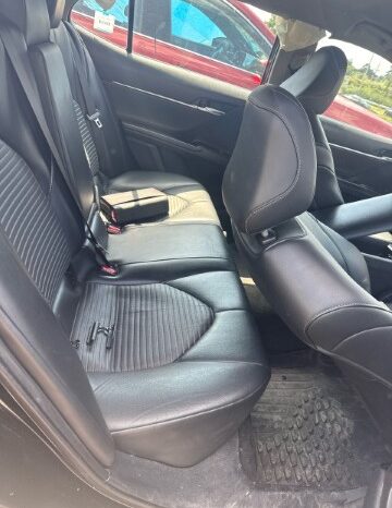 
								Salvaged Cars 2022 Toyota Camry full									