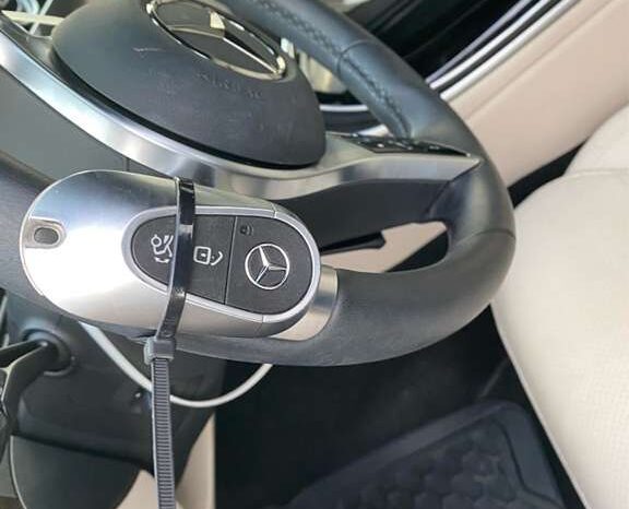 
								Salvaged Cars 2024 Mercedes-Benz C-Class full									
