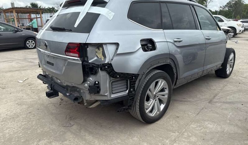 
								Salvaged Cars 2023 Volkswagen Atlas Cross Sport full									