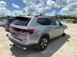 
										Salvaged Cars 2024 Volkswagen Atlas Cross Sport full									
