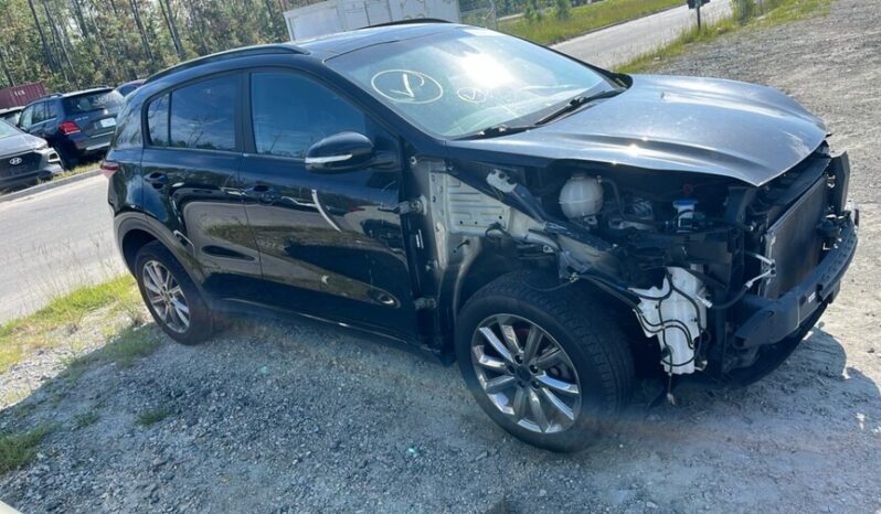 
								Salvaged Cars 2022 Kia Sportage full									