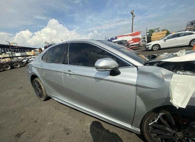 
								Salvaged Cars 2021 Toyota Camry full									