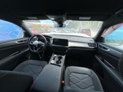 
										Salvaged Cars 2025 Volkswagen Atlas Cross Sport full									