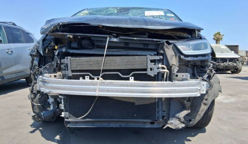 
								Salvaged Cars 2023 Chrysler Pacifica full									