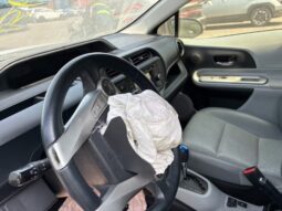 
										Salvaged Cars 2013 Toyota Prius C full									