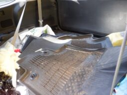 
										Salvaged Cars 2020 Toyota Highlander full									