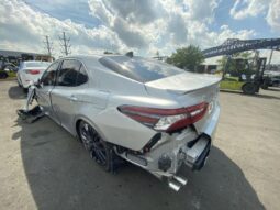 
										Salvaged Cars 2021 Toyota Camry full									