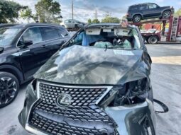 
										Salvaged Cars 2021 Lexus RX full									