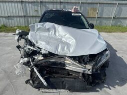 
										Salvaged Cars 2020 Toyota Camry full									