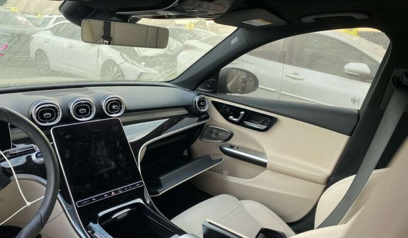
								Salvaged Cars 2024 Mercedes-Benz C-Class full									