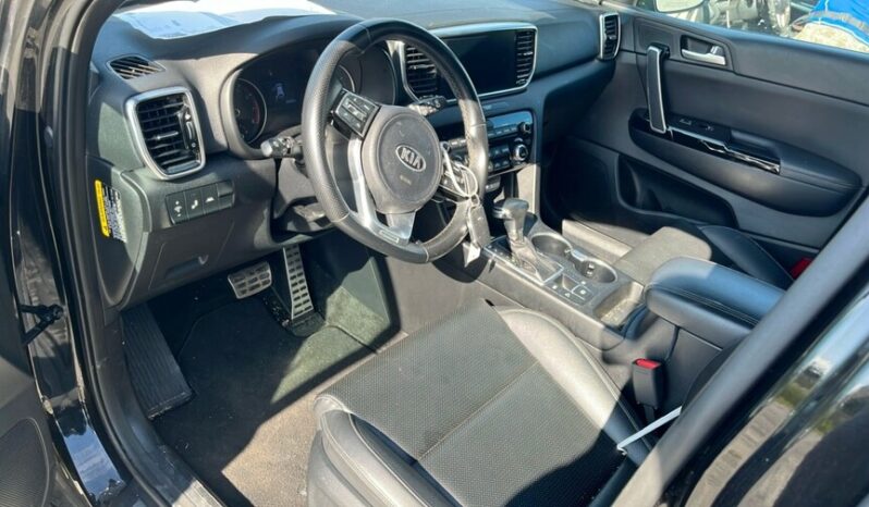 
								Salvaged Cars 2022 Kia Sportage full									
