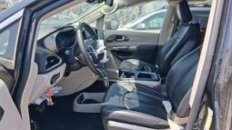 Salvaged Cars 2023 Chrysler Pacifica