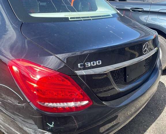 
								Salvaged Cars 2015 Mercedes-Benz C-Class full									