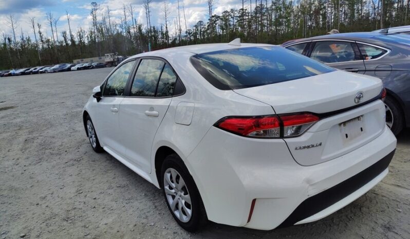 
								Salvaged Cars 2020 Toyota Corolla full									