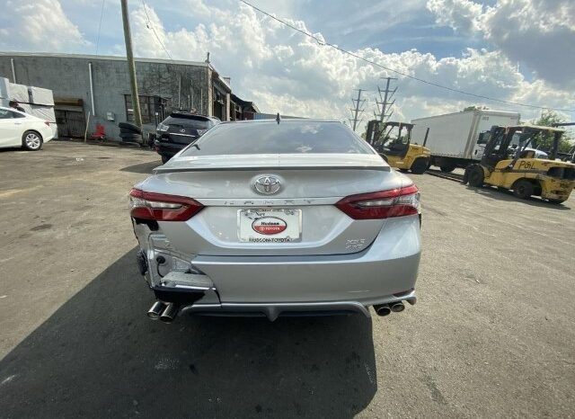 
								Salvaged Cars 2021 Toyota Camry full									