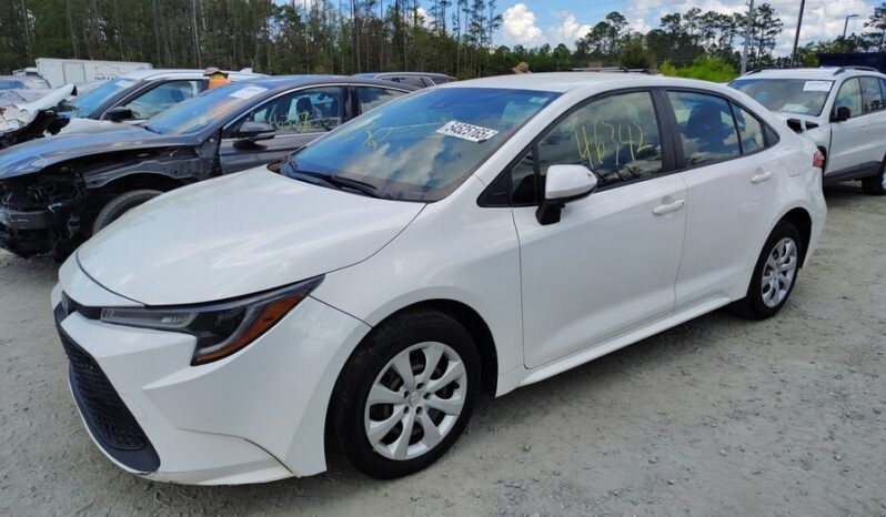 
								Salvaged Cars 2020 Toyota Corolla full									