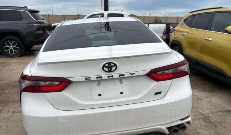
								Salvaged Cars 2023 Toyota Camry full									