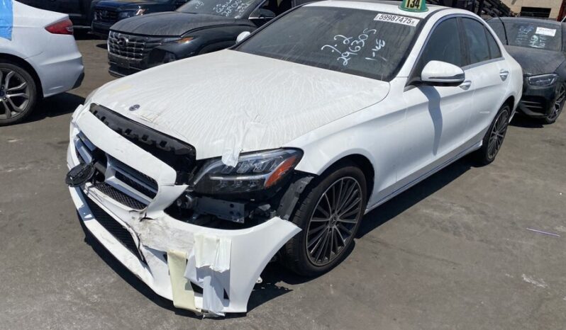 
								Salvaged Cars 2019 Mercedes C-Class full									