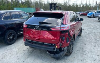 Salvaged Cars 2023 Ford Edge