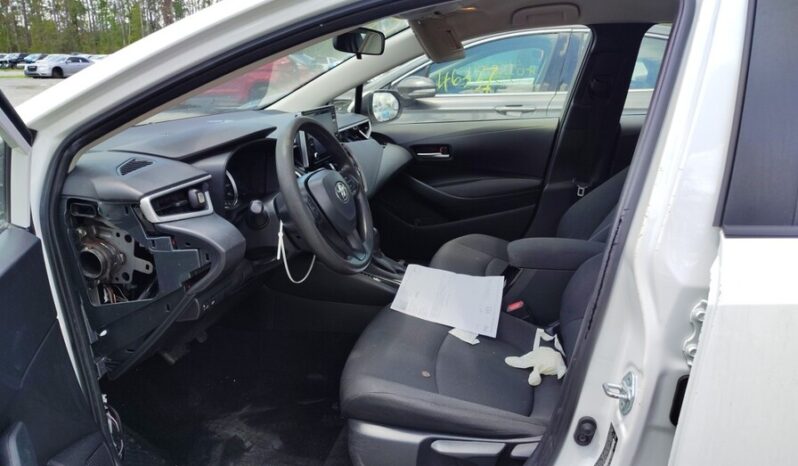 
								Salvaged Cars 2020 Toyota Corolla full									