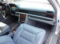
										Salvaged Cars 1990 Mercedes-Benz 420 full									