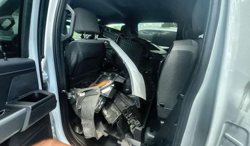 
								Salvaged Cars 2024 Ford F-150 full									