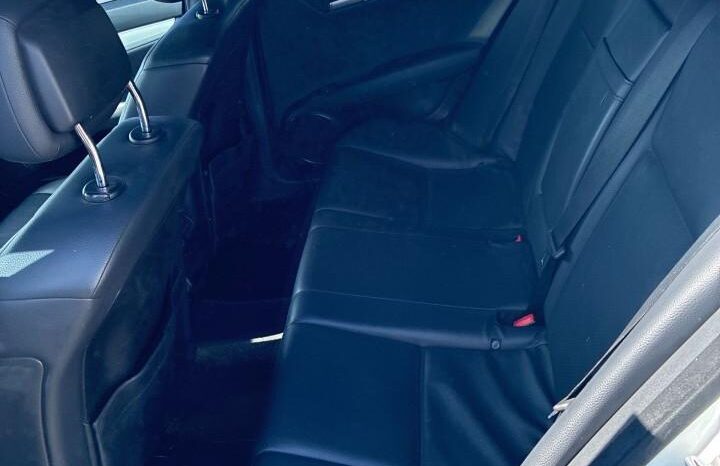 
								Salvaged Cars 2013 Mercedes-Benz C 250 full									