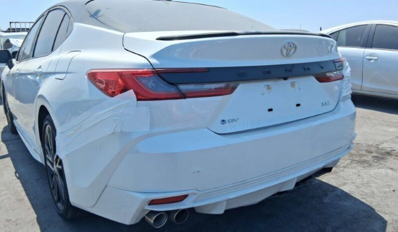 
								Salvaged Cars 2025 Toyota Camry full									