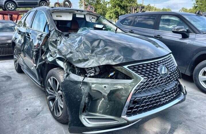 
								Salvaged Cars 2021 Lexus RX full									