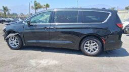 Salvaged Cars 2023 Chrysler Pacifica