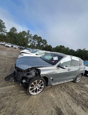 
								Salvaged Cars 2024 BMW X5 SDRIVE40I full									