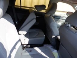 
										Salvaged Cars 2020 Toyota Highlander full									