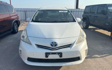 Salvaged Cars 2012 Toyota prius v
