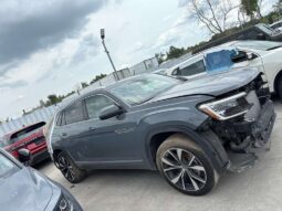 Salvaged Cars 2025 Volkswagen Atlas Cross Sport
