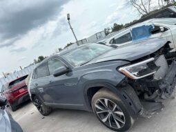 Salvaged Cars 2025 Volkswagen Atlas Cross Sport