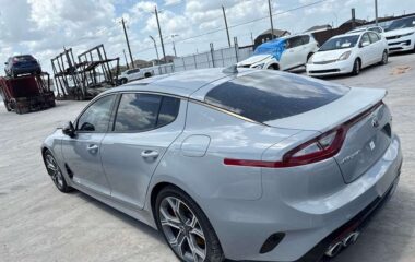 Salvaged Cars 2018 Kia Stinger